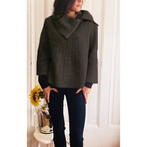 Gap buttoned Poncho!